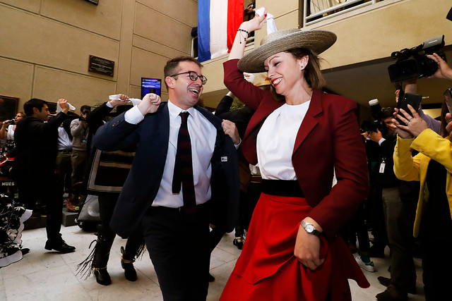 Paya en el Congreso reveló que diputados Loreto Carvajal y Gabriel Silber están en una relación