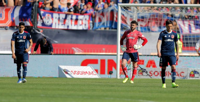 Palestino derrotó a Universidad de Chile y la dejó en zona de descenso