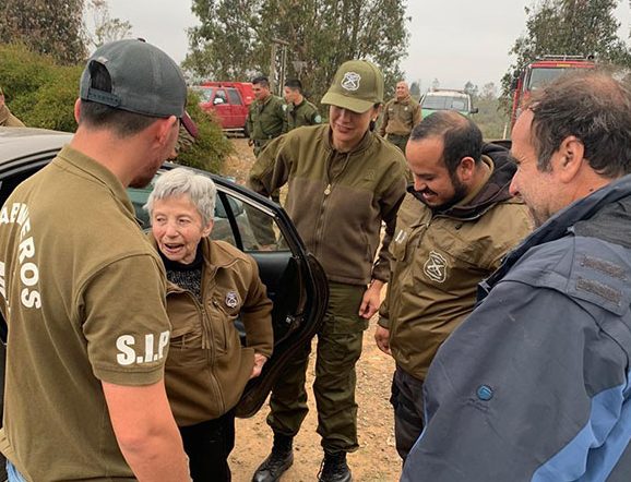 Encontraron a abuelita perdida que pasó la noche en embalse Los Aromos