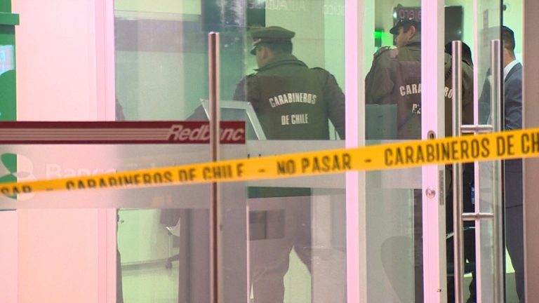 Solitario delincuente cometió millonario asalto a banco en San Miguel