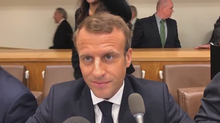 Presidente de Francia visitará Chile para participar en la COP25