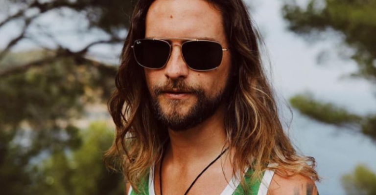 Jean Philippe revolucionó las redes sociales con autotrolleo al disfrazarse como Kurt Cobain