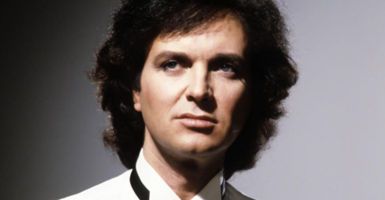 Conoce detalles inéditos de la vida de Camilo Sesto