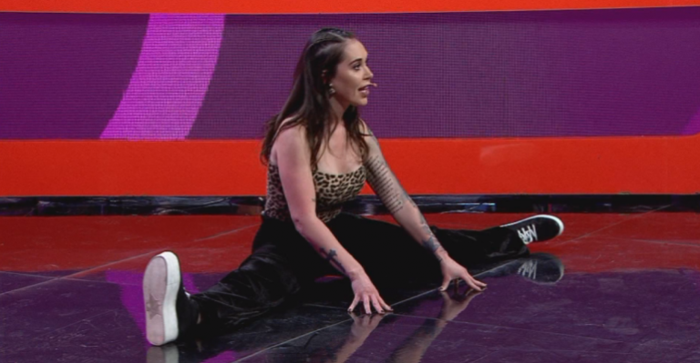 Vale Roth se lució con una demostración de gimnasia en Pasapalabra