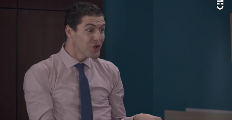 ¡No sé y no me interesa! Pat se enojó con su amiga Dominga