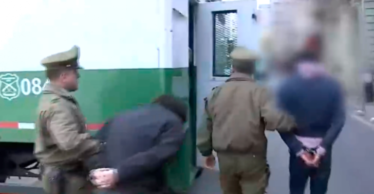 Cae banda delictual de Santiago Centro: Se disfrazaban de aseadores para robar