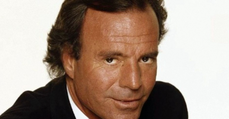 Gonzalo Cáceres reveló los mitos y verdades de la vida del cantante Julio Iglesias