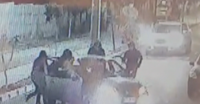 Arriesgada y ágil maniobra de conductor: Se salvó de encerrona en San Bernardo