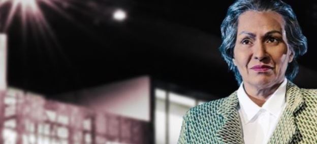 Solange Lackington y su personaje de Gabriela Mistral 