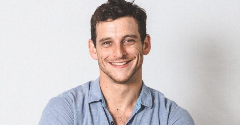 Eyal Meyer sorprendió con osada sesión de fotos