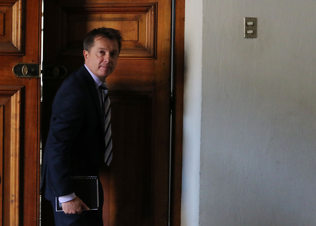 Confirman salida de Felipe Salaberry de la Subdere tras polémicas en Ñuñoa