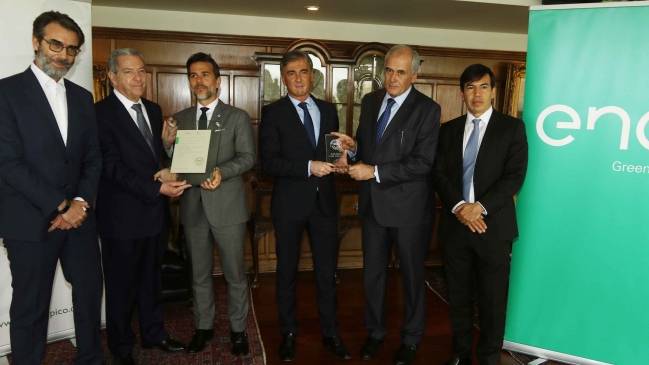 Club Hípico de Santiago funcionará cien por ciento con energía renovable