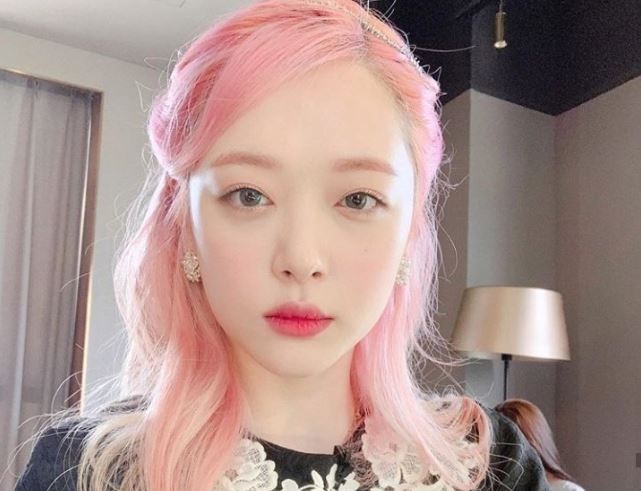 Reconocida estrella del K-Pop fue encontrada muerta al interior de su casa