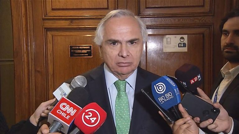 Gobierno se querella tras incendio en el IN y piden fiscal con dedicación exclusiva