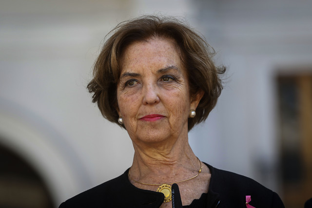 El intento de Gloria Hutt por impedir el alza del Metro a fines de septiembre