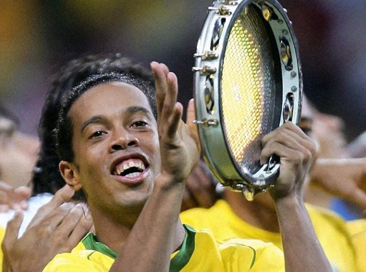 Ronaldinho no viene a Chile