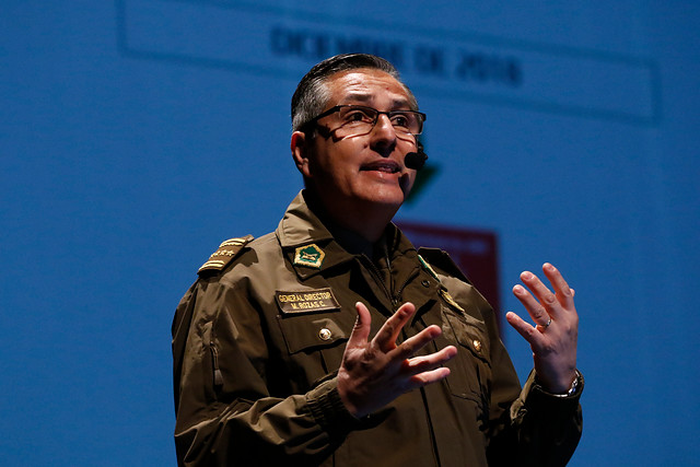 General director de Carabineros afirma que actuar en protestas no es 