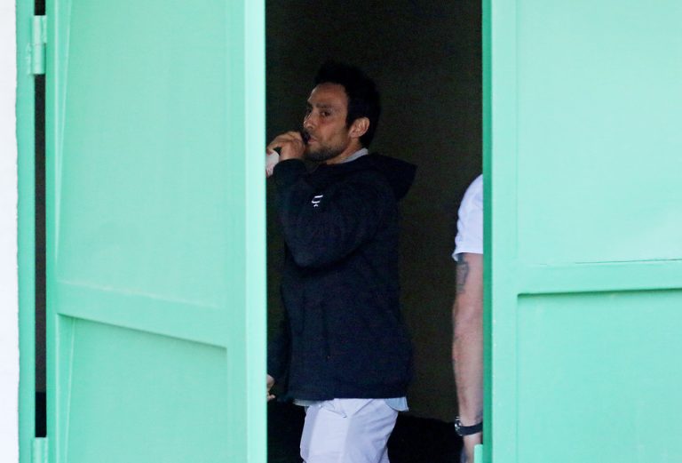 Jorge Valdivia cerró su Twitter tras defenderse de ataques por su antiguo apoyo a Piñera