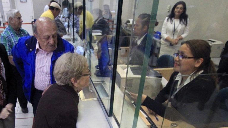 IPS informa cuáles son los lugares de pago de pensiones y beneficios disponibles a lo largo de Chile