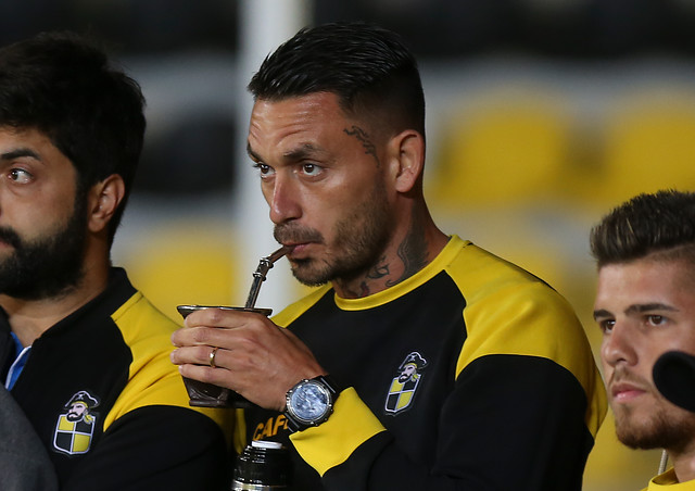 La burlesca respuesta de Pinilla a video que muestra a observador del INDH herido por carabineros