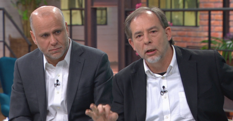 Parlamentarios opinaron: ¿Se necesita hacer una nueva constitución?