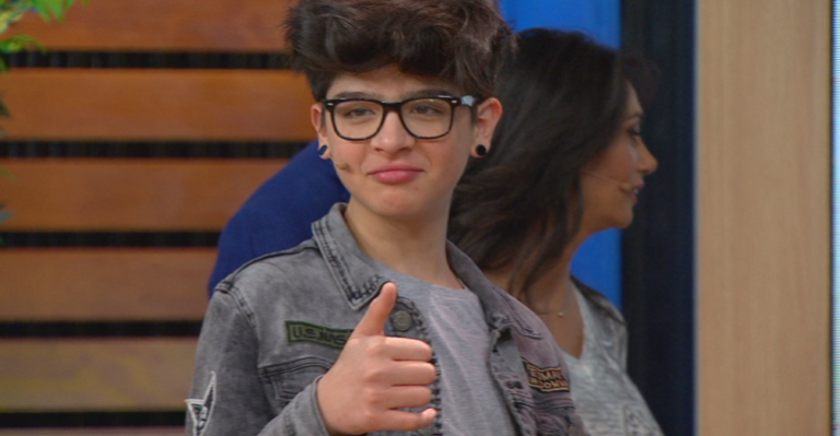 Max Valenzuela el Youtuber que causa sensación en internet visitó Viva la Pipol