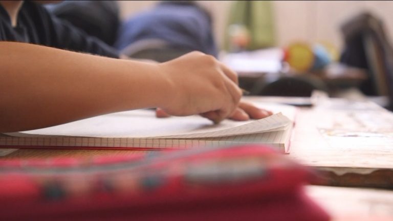 Hablamos con escolares de 5° básico que reciben educación sexual: Proyecto busca replicarlo en todo el país