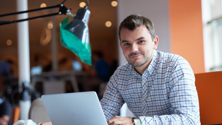 ¿Quieres armar tu propio negocio? Estos son los 10 mandamientos que debe seguir un emprendedor