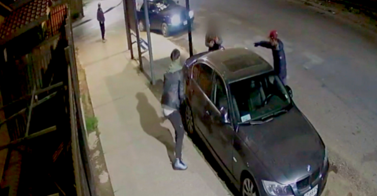 Joven héroe salvó a embarazada de violento portonazo