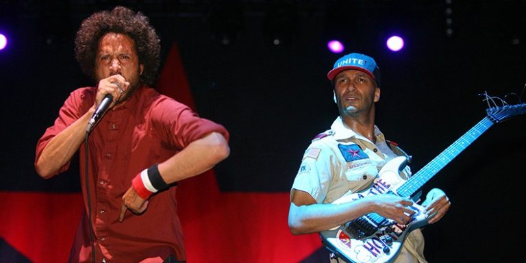 Rage Against The Machine anunció su regreso con foto de protestas en Chile