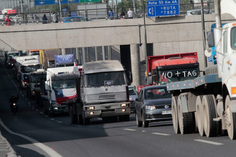 Por tercer día consecutivo: Camioneros de NO+TAG se movilizarán durante este viernes