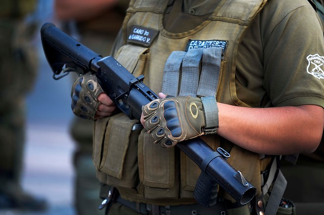 INDH presenta querella contra Carabineros por ataque a uniformada que andaba de civil