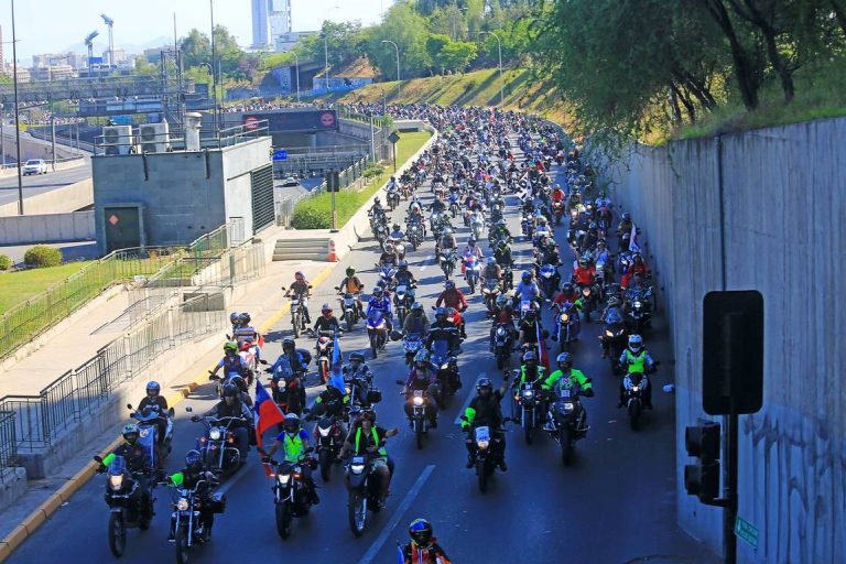 Motoqueros, manifestaciones y 