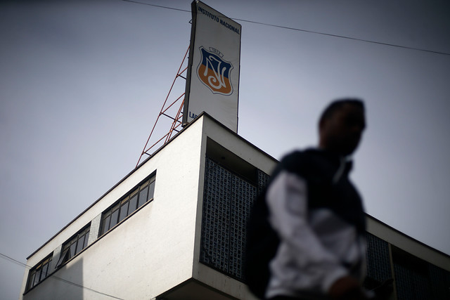 Estudiantes se tomaron dependencias del Instituto Nacional