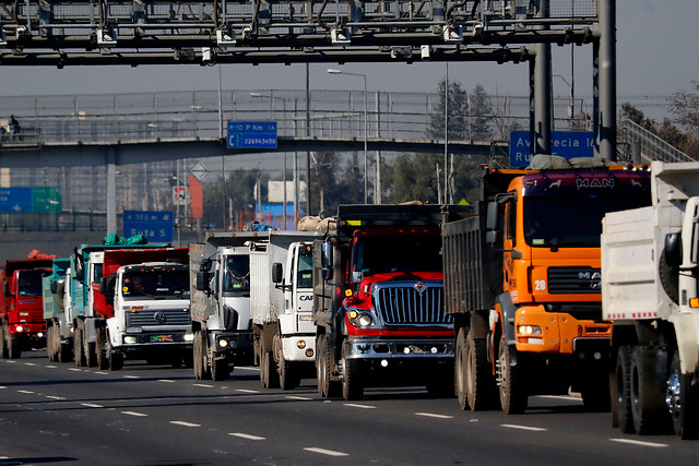 Gremios del transporte de carga terrestre se manifestaron contra el proyecto de 40 horas