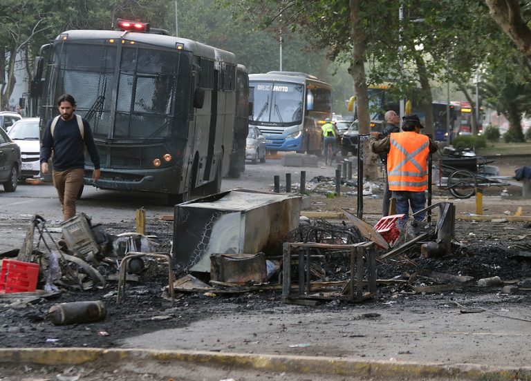 Aprueban proyecto que solicita fiscal exclusivo para investigar saqueos y desmanes: Diputados del FA votaron en contra