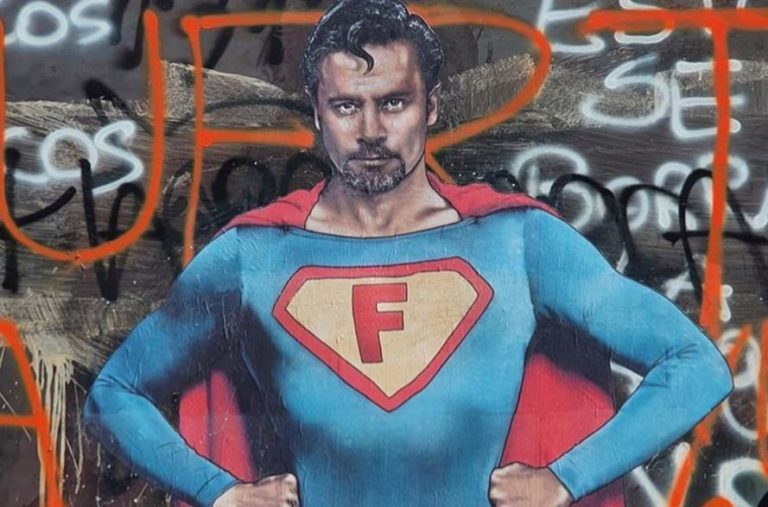 Hermana de Felipe Camiroaga por homenaje: 