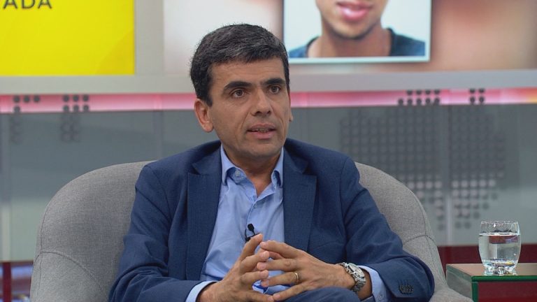 Gajardo asegura que existen similitudes entre caso Catrillanca y Uribe por declaraciones de uniformados