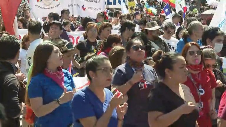 [Minuto a minuto] Manifestantes llegan a Plaza Italia en jornada de protestas en el país