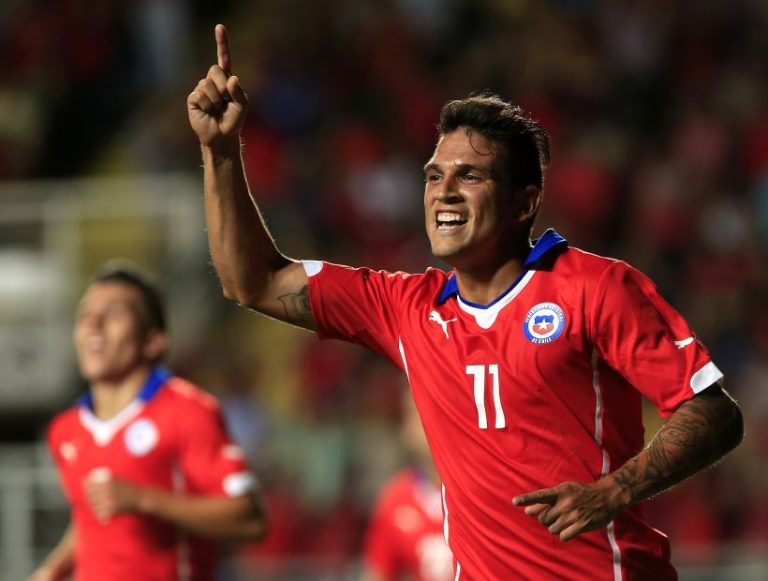 9 clubes en 17 años de carrera: Mark González anunció retiro del fútbol