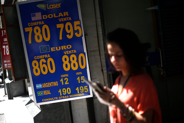 Banco Central anunció que intervendrá en el mercado para contener alza del dólar