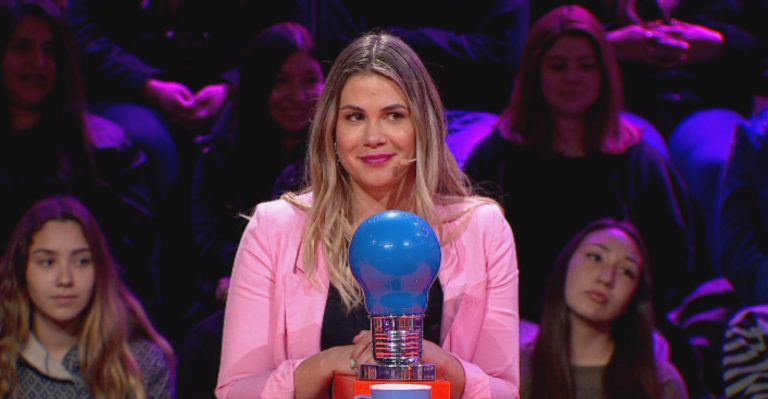 Laura Prieto revolucionó el estudio de Pasapalabra con coqueta canción de Maluma