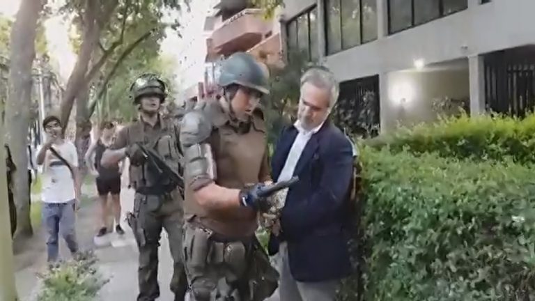 Sujeto que portaba una pistola en medio de protestas fue formalizado