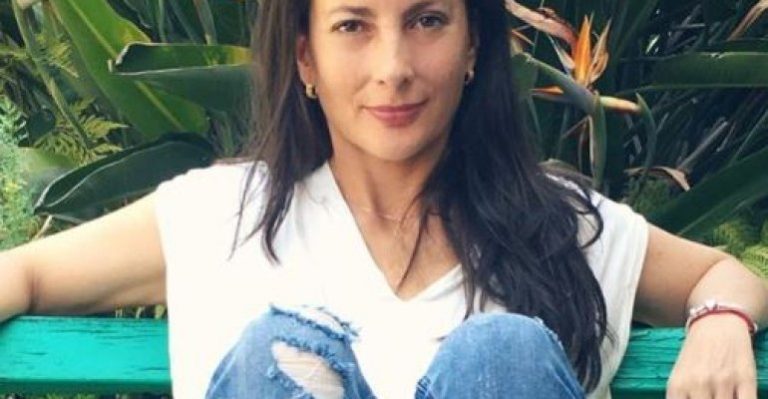 Esta es la razón por la cual Krishna De Caso cambió sus apellidos