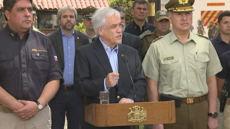 Piñera anunció proyecto de ley para que FF.AA. resguarden servicios básicos sin necesidad de estado de excepción