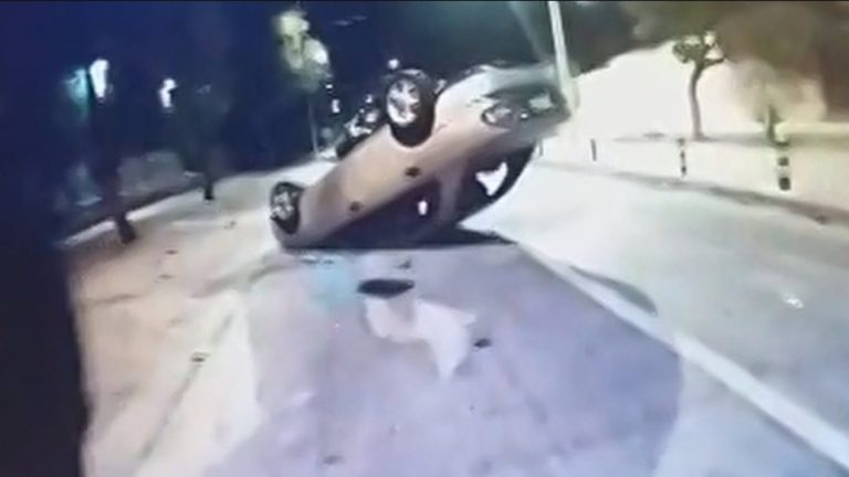 Vecinos de La Cisterna dieron vuelta vehículos que saqueadores habrían planeado usar para escapar