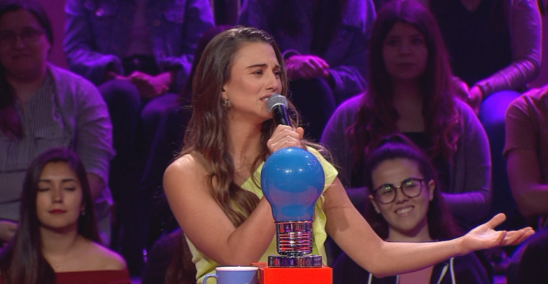 Julián Elfenbein hizo pasar una vergüenza a Tita Ureta en Pasapalabra