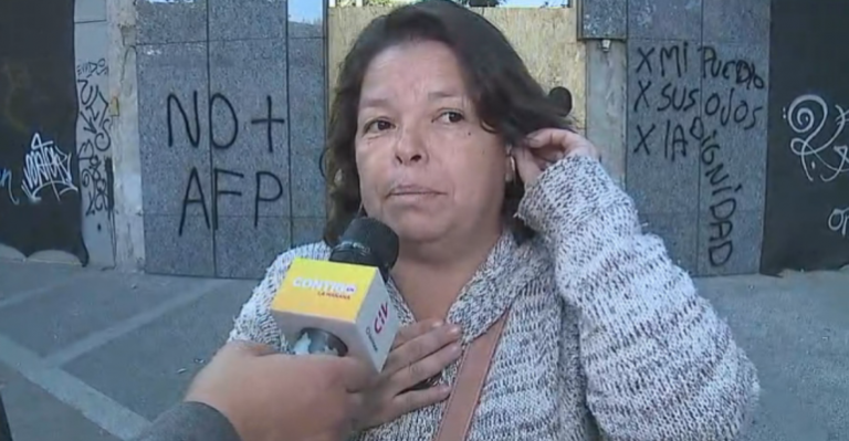 Mujer sorprendió con potente mensaje: “Mientras el presidente no se siente a conversar con el pueblo esto va a seguir así”