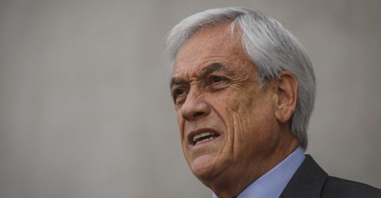 Sebastián Piñera firma proyecto que da atribuciones a Fuerzas Armadas