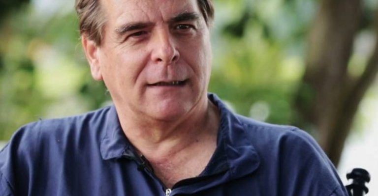 “Una nueva constitución que nos tratemos todos como hermanos”: El llamado a la paz de Felipe Berríos